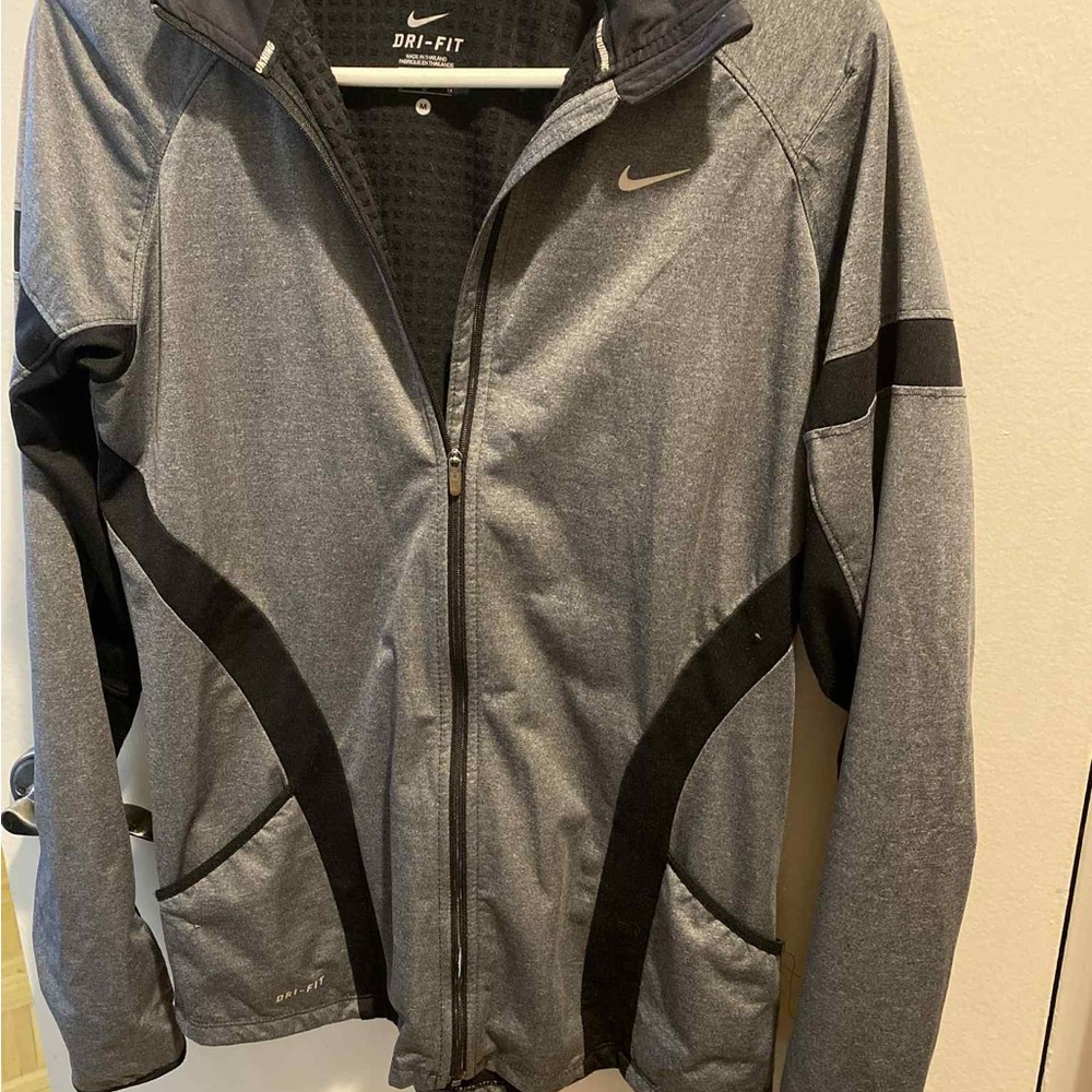 Nike Ladies’Performance Gray and Black Jacket
